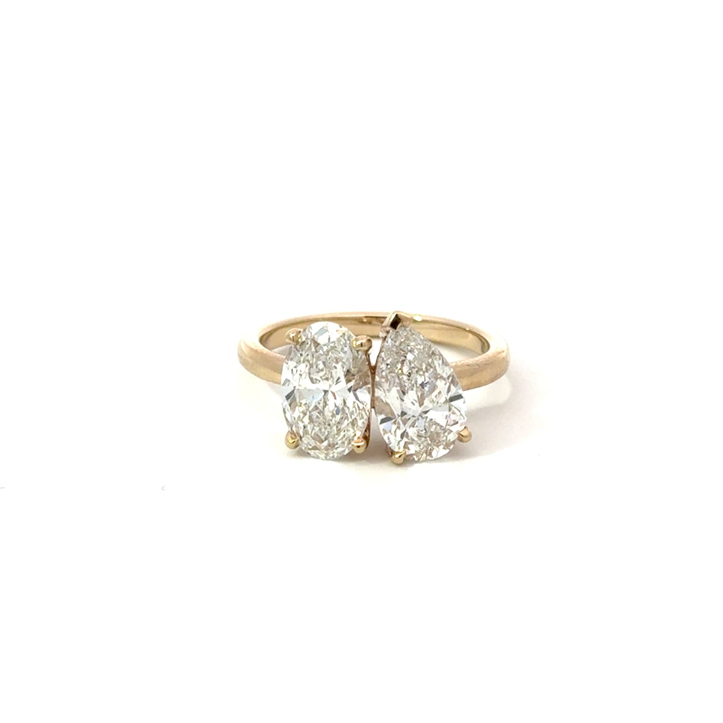 Toi Et Moi Ring | Oval 1.58 E VS1 EXEX IGI | Pear 1.51 E VS1 EXEX IGI | 18k Light Gold