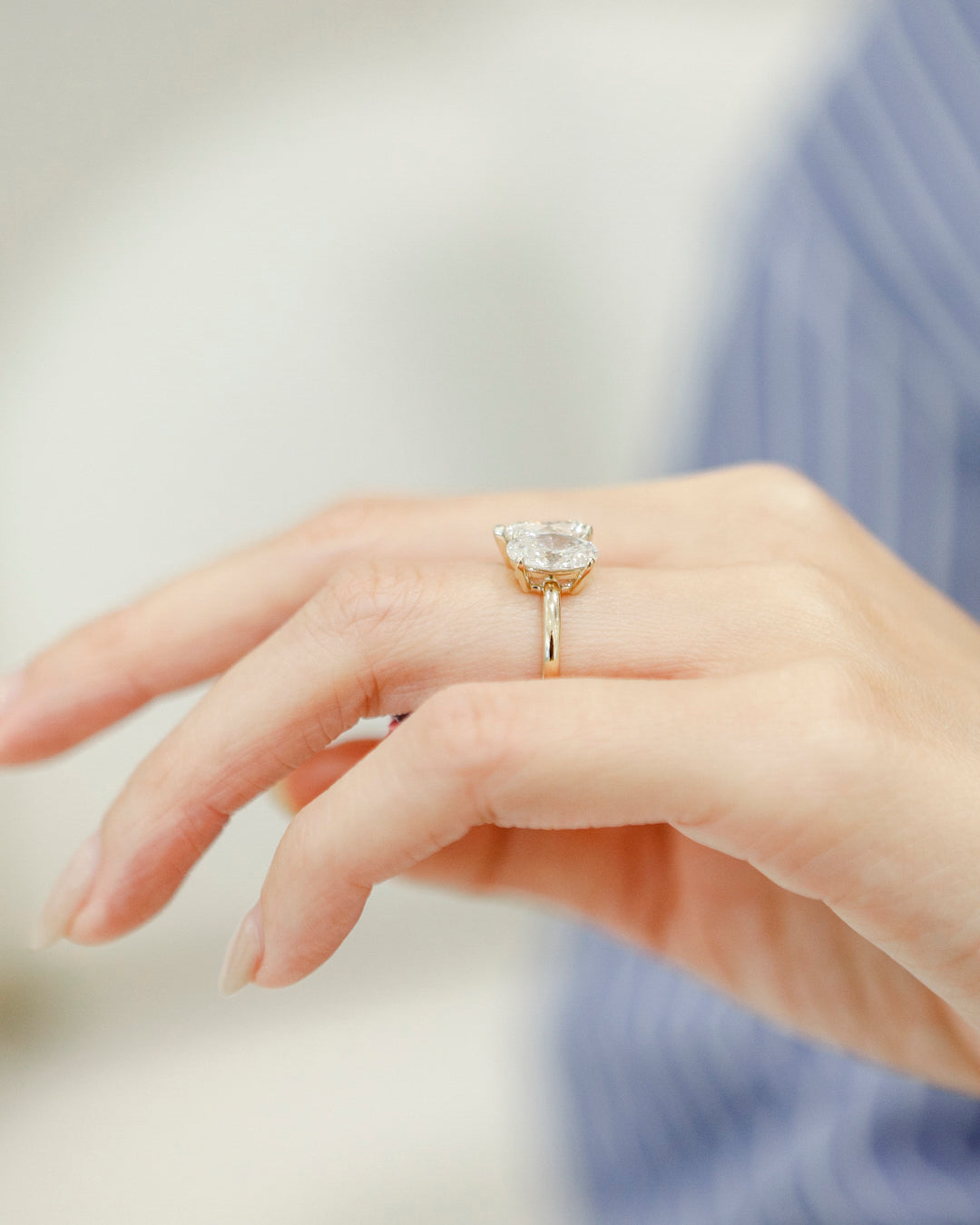 Toi Et Moi Ring | Oval 1.58 E VS1 EXEX IGI | Pear 1.51 E VS1 EXEX IGI | 18k Light Gold