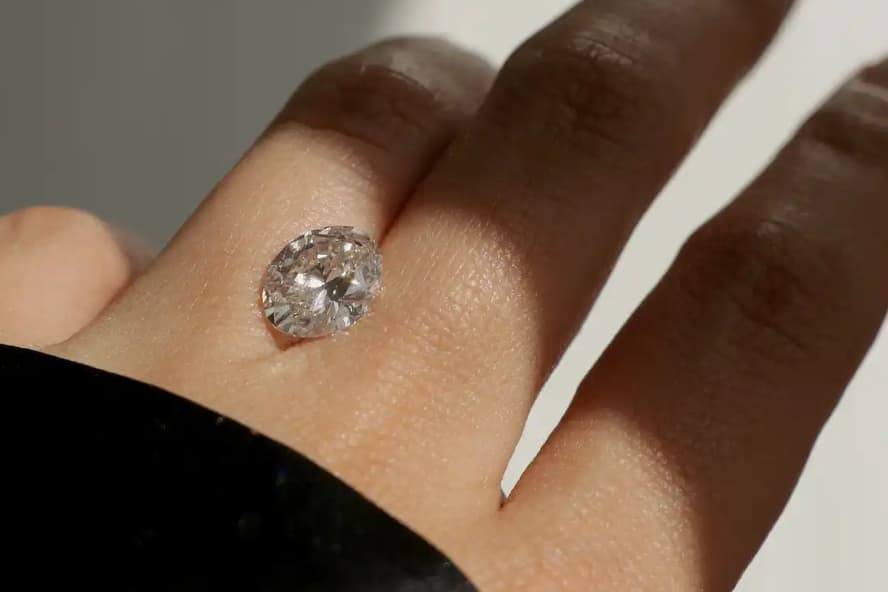 Baguette Diamonds: Understanding This Unique Shape