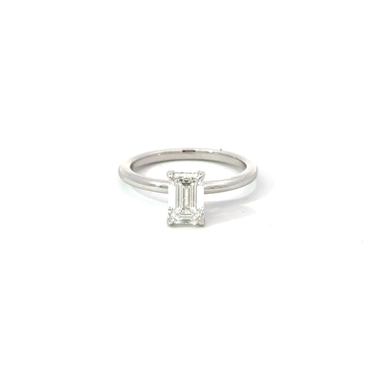 Emerald | 1.03 E VVS2 IGI | 18k White Gold + Hidden Halo